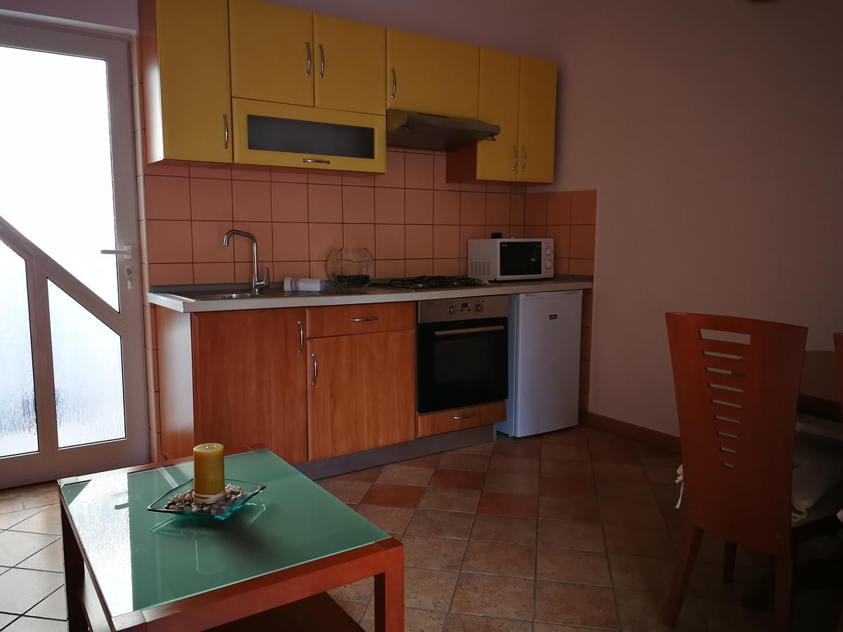 Marko Apartment Pola Esterno foto
